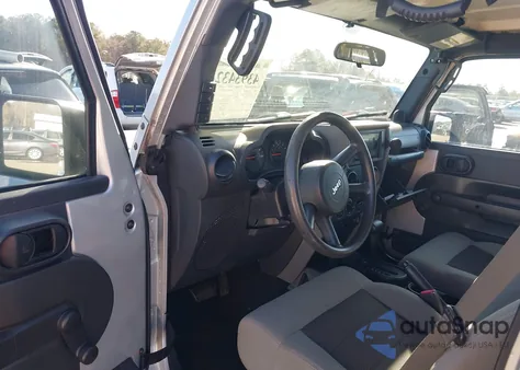 2008 Jeep Wrangler Unlimited X z USA, uszkodzony, nr VIN 1J4GA39188L529905